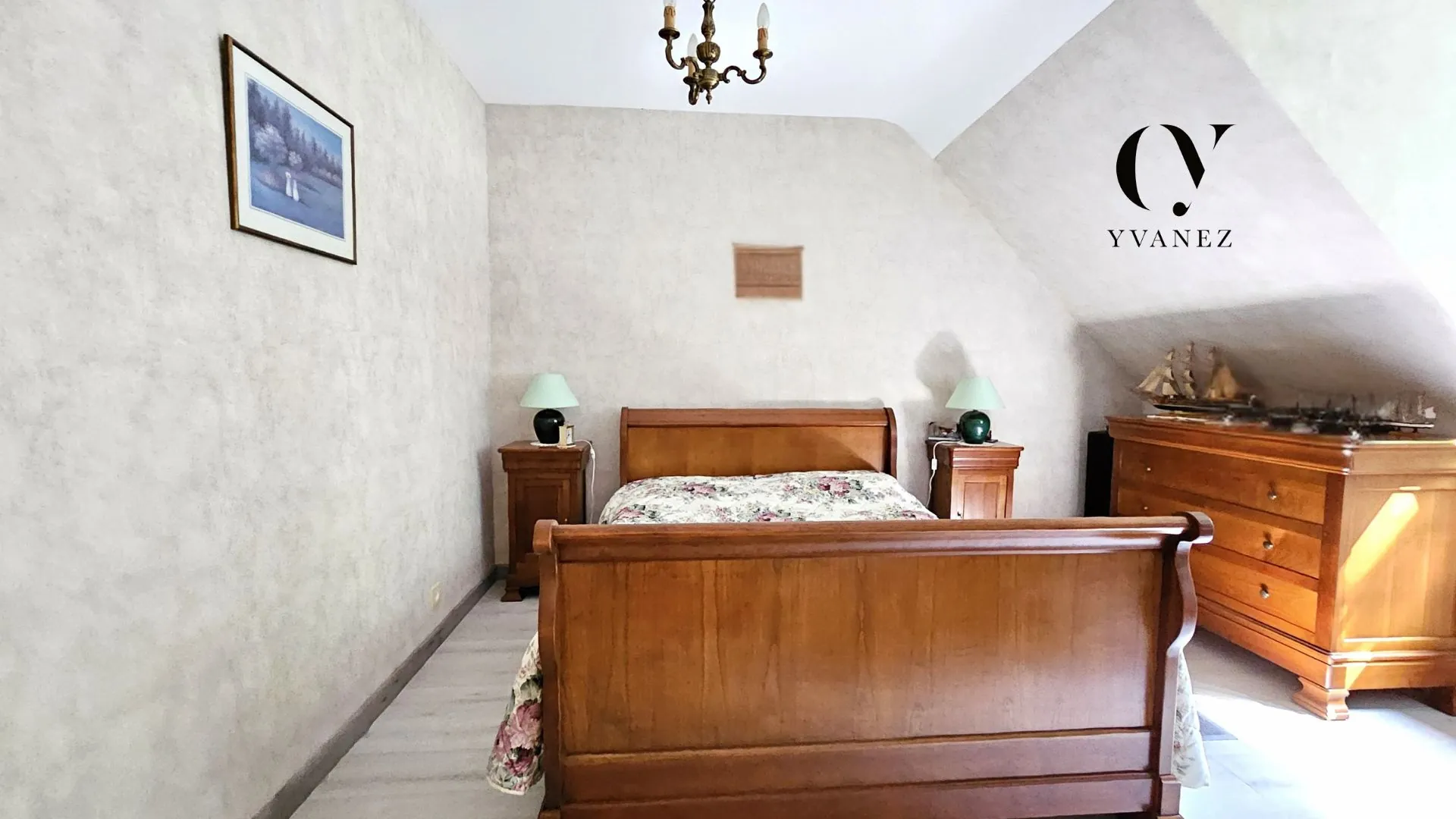 Maison 4 chambres avec grand terrain à Domagné, secteur calme et proche des commodités 