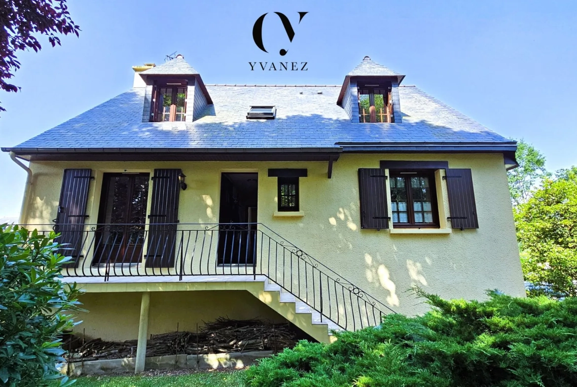 Maison 4 chambres avec grand terrain à Domagné, secteur calme et proche des commodités 