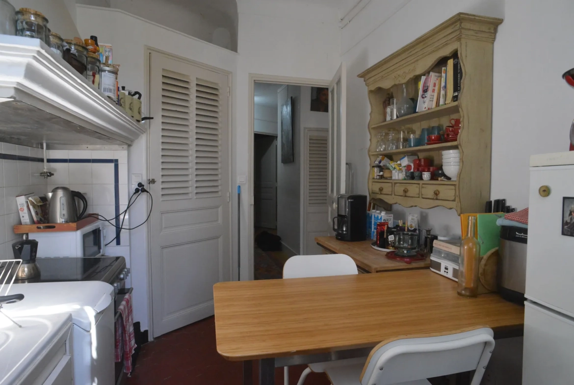 Appartement 3 pièces à Toulon Ouest avec cave et location en cours 