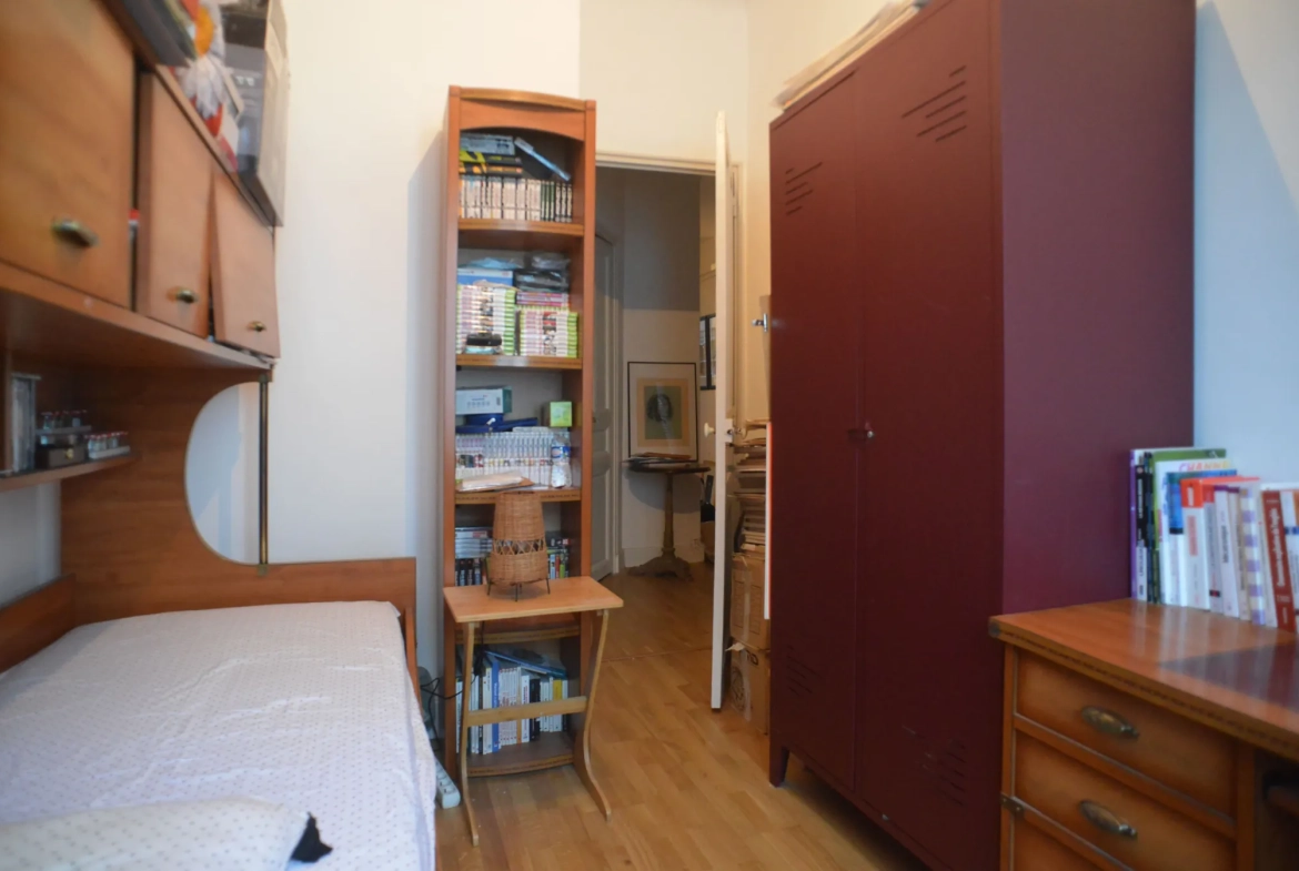 Appartement 3 pièces à Toulon Ouest avec cave et location en cours 