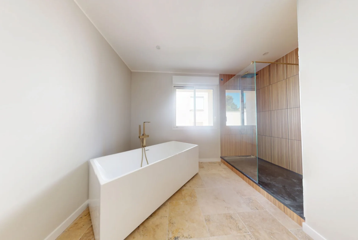 Appartement de luxe de 200m² à Saint Vit - Standing et esprit maison 