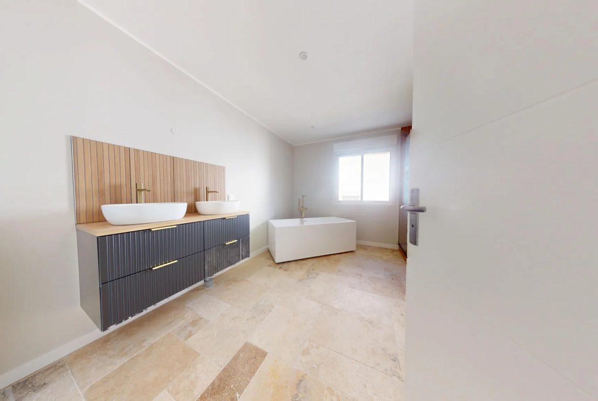 Appartement de luxe de 200m² à Saint Vit - Standing et esprit maison 