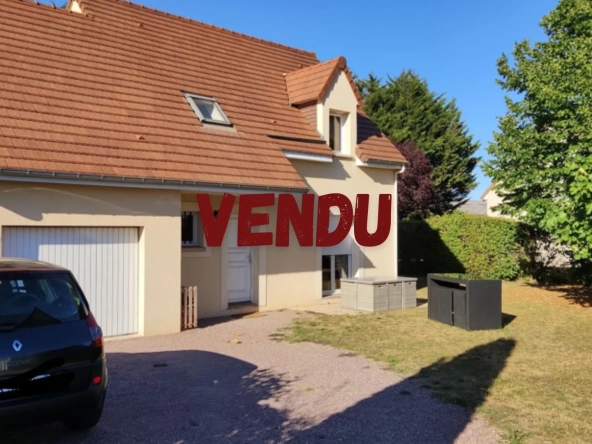 Maison à vendre à Soliers - 4 chambres, jardin et garage