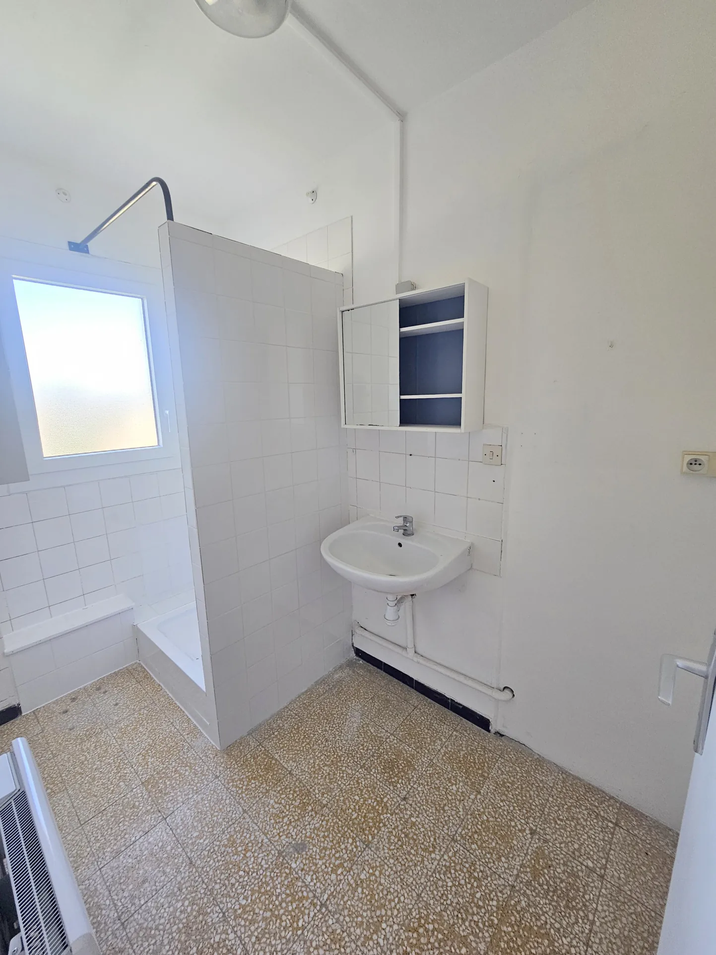 Appartement F3 à vendre à Montpellier avec terrasse, parking et vue dégagée 