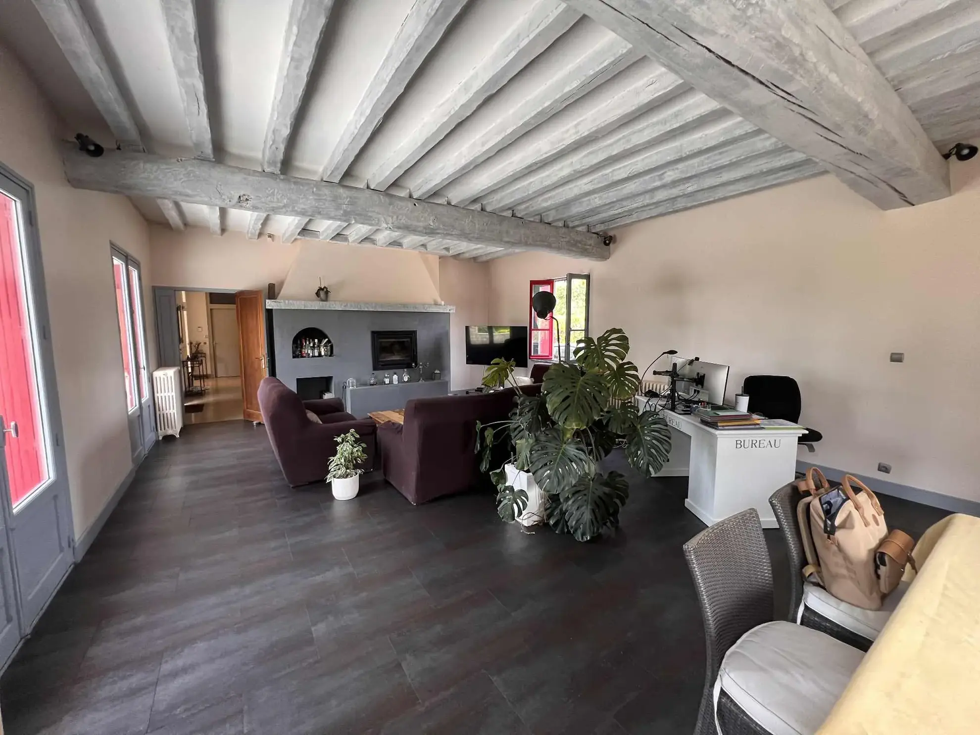 Magnifique maison de prestige avec piscine intérieure entre Aillant-sur-Tholon et Auxerre 