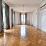 Magnifique appartement haussmannien de 85 m² à Mulhouse avec parking et cave