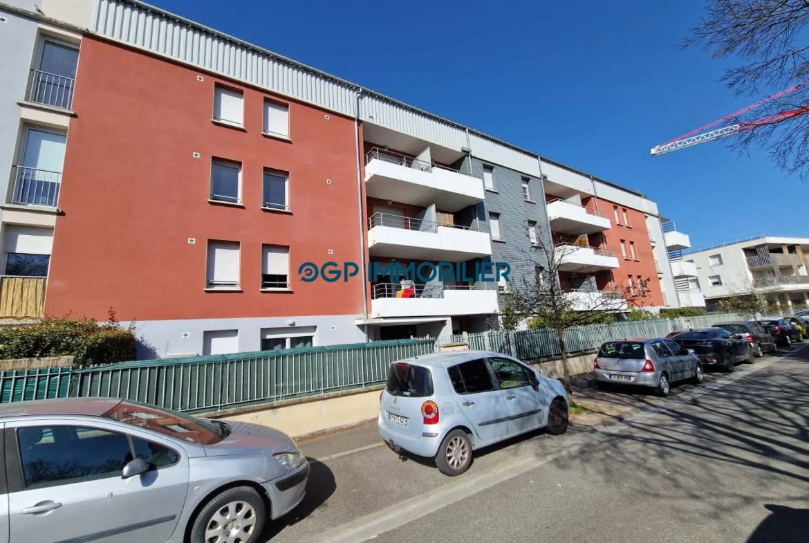 Appartement T3 à Toulouse avec terrasse, parking et bonne isolation énergétique 