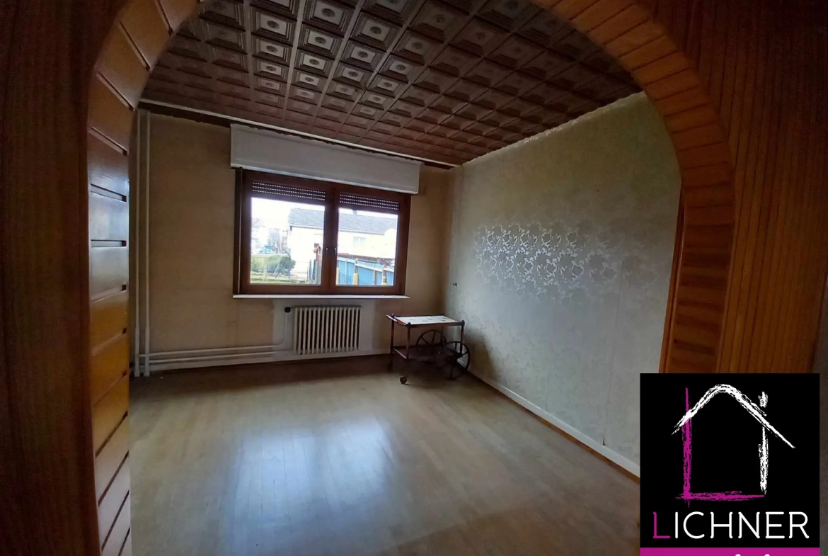 Maison semi-mitoyenne à vendre à Creutzwald - 103 m² avec jardin et garage 