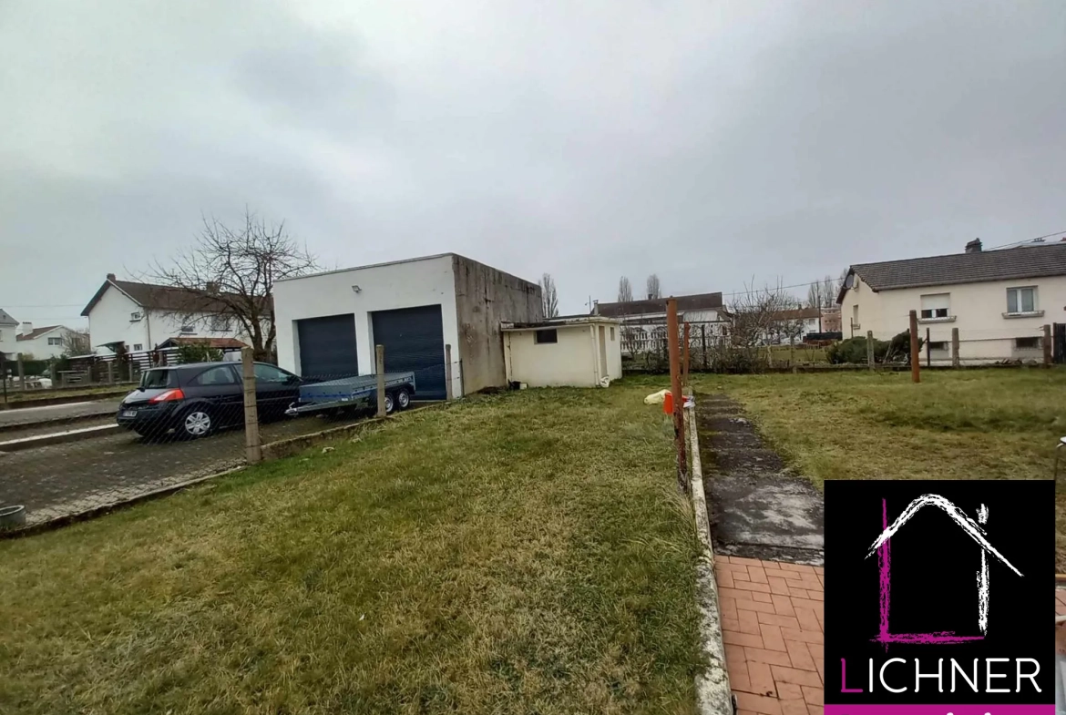 Maison semi-mitoyenne à vendre à Creutzwald - 103 m² avec jardin et garage 
