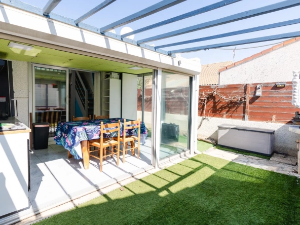 Appartement à vendre à Gruissan avec terrasse, piscine et mezzanine