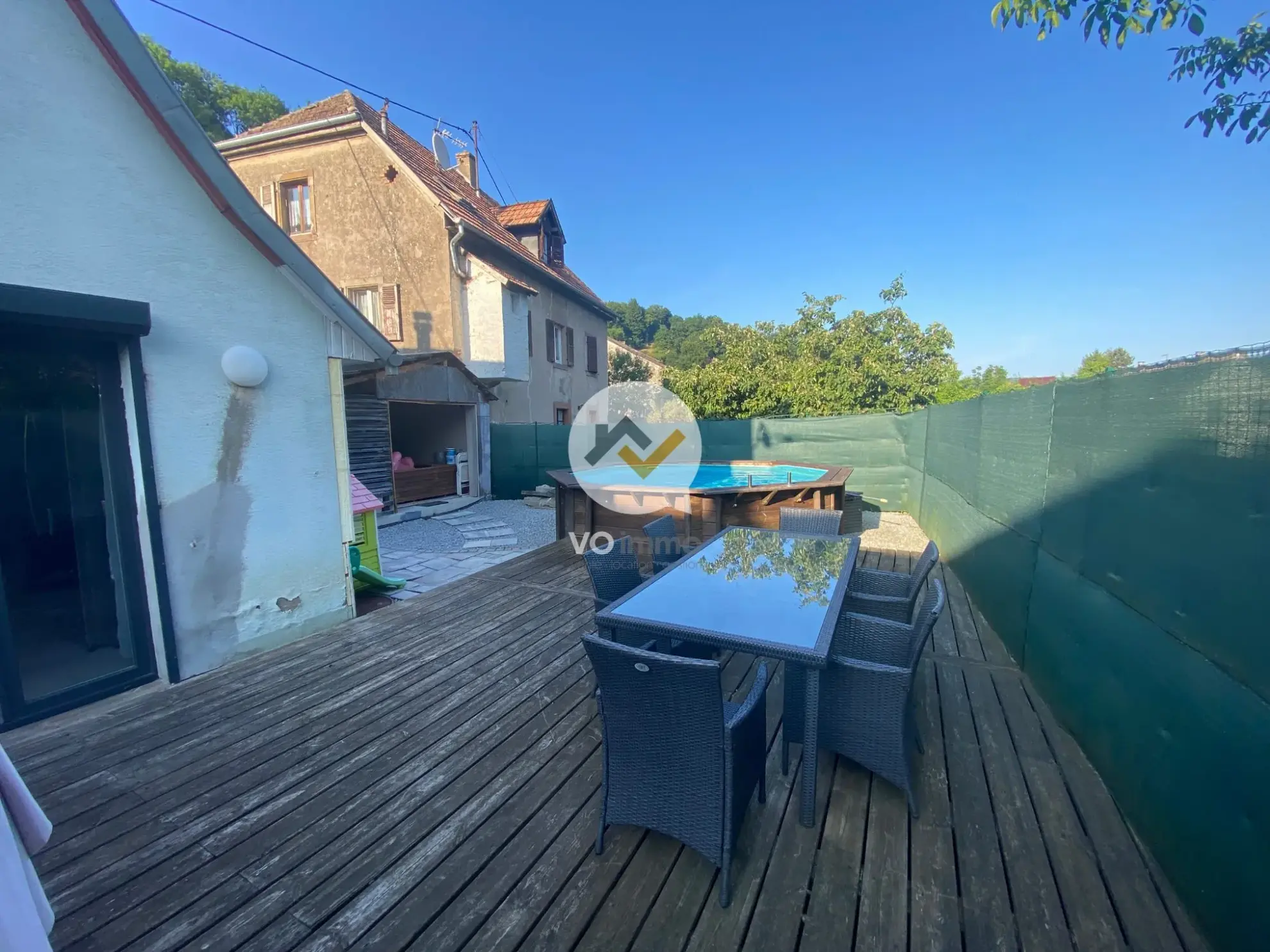 Maison de village rénovée avec charme à Lautenbach, 2 chambres, terrasse ensoleillée 