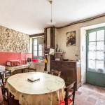 Maison ancienne à rénover avec grand terrain à vendre à Laroque-Timbaut