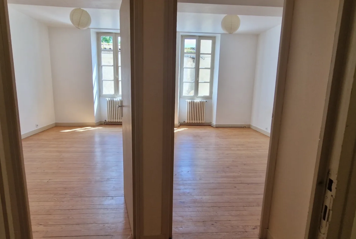 Maison de ville de 110 m² à Bazas – Idéale primo-accédants ou investisseurs 