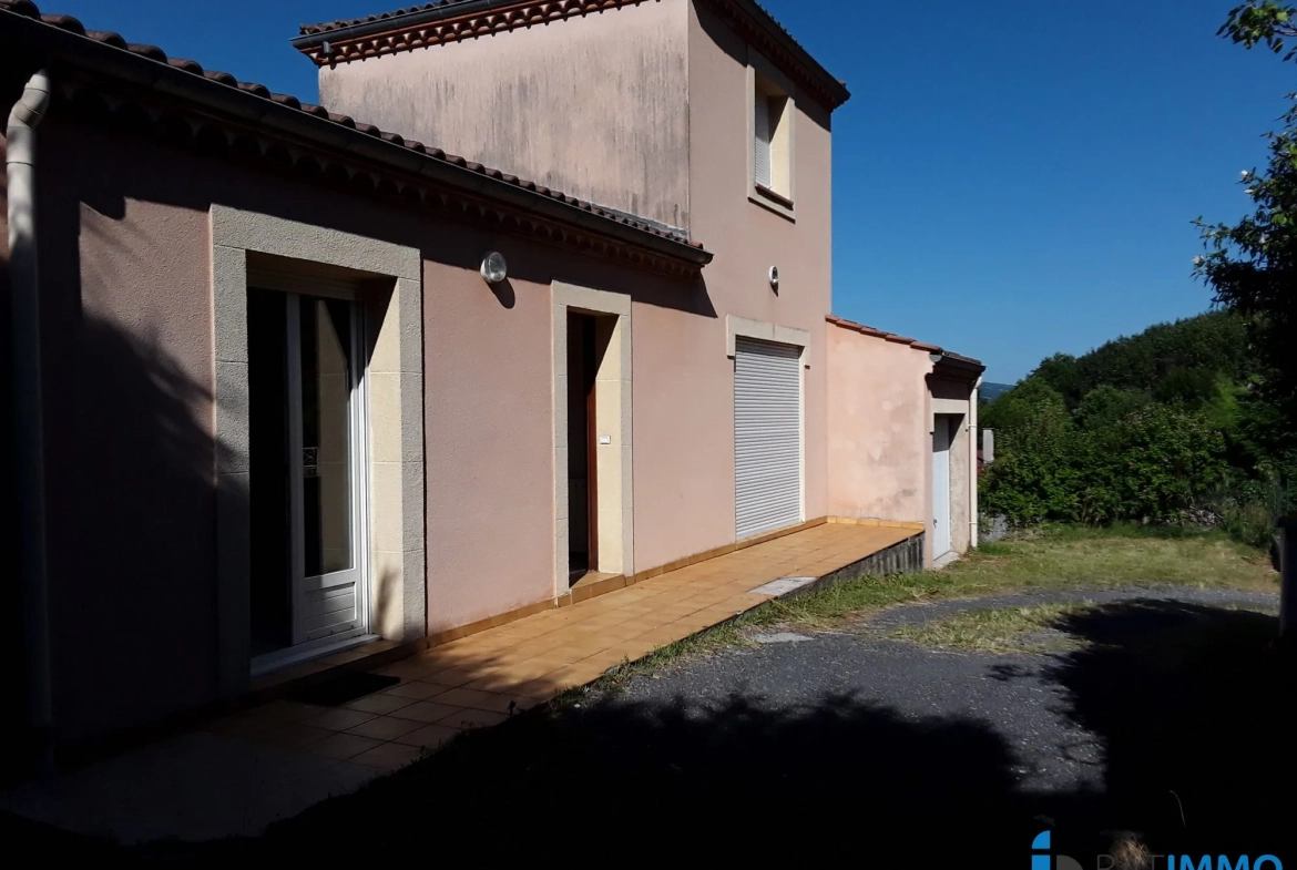 Villa individuelle avec 3 chambres et garage à Mazamet, Tarn 