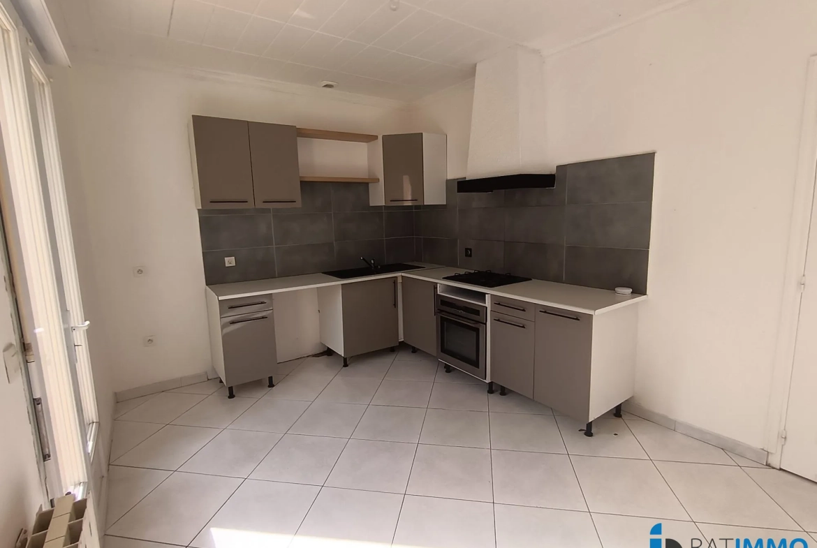 Villa individuelle avec 3 chambres et garage à Mazamet, Tarn 