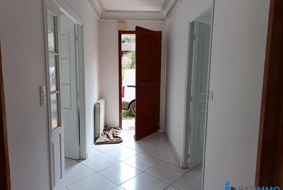 Villa individuelle avec 3 chambres et garage à Mazamet, Tarn 