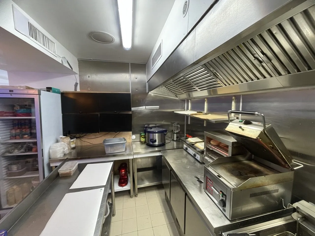Fonds de commerce restaurant avec extraction à Paris 2ème 