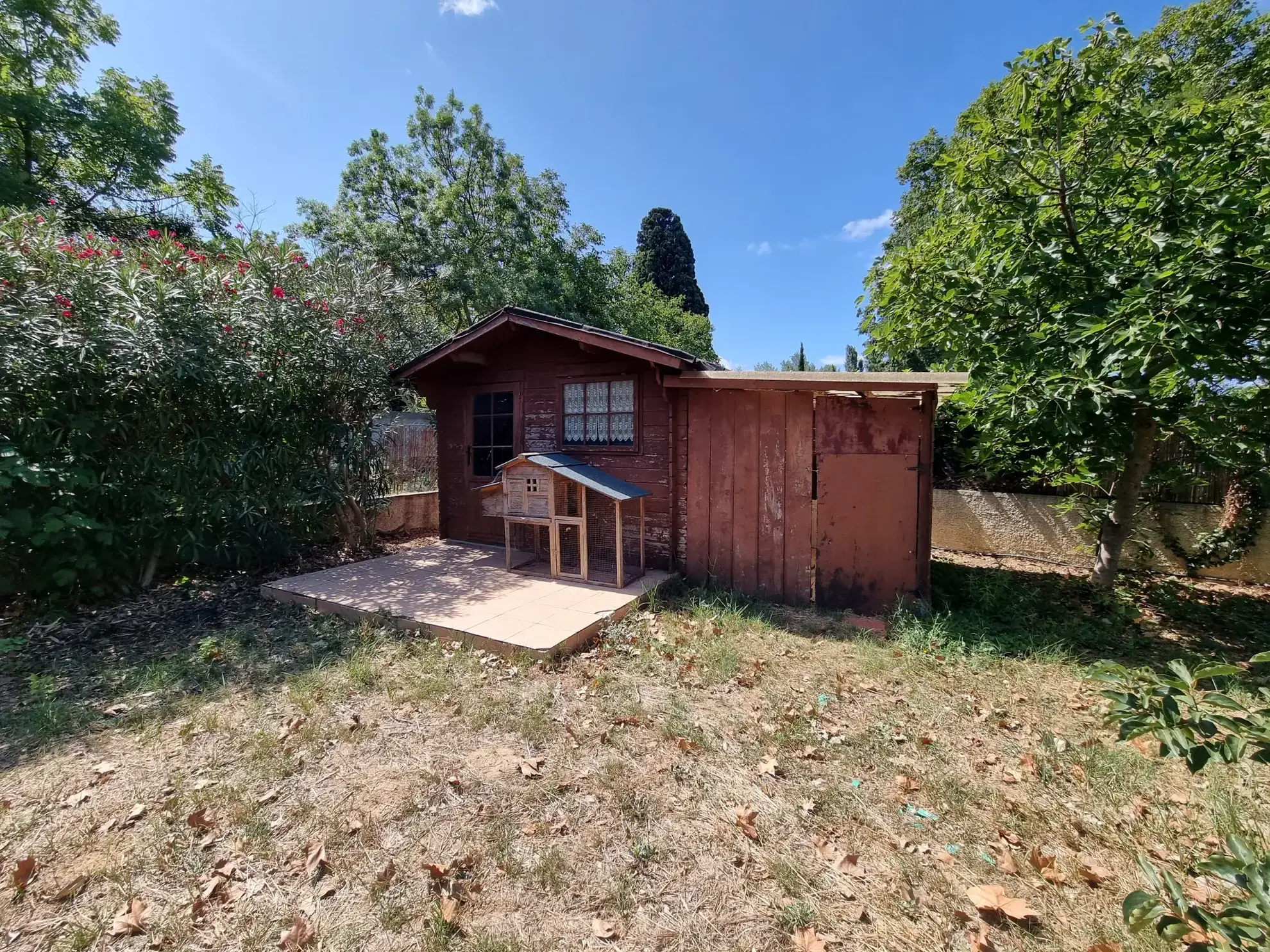 Villa de plain-pied rénovée avec jardin à Luc-sur-Orbieu 