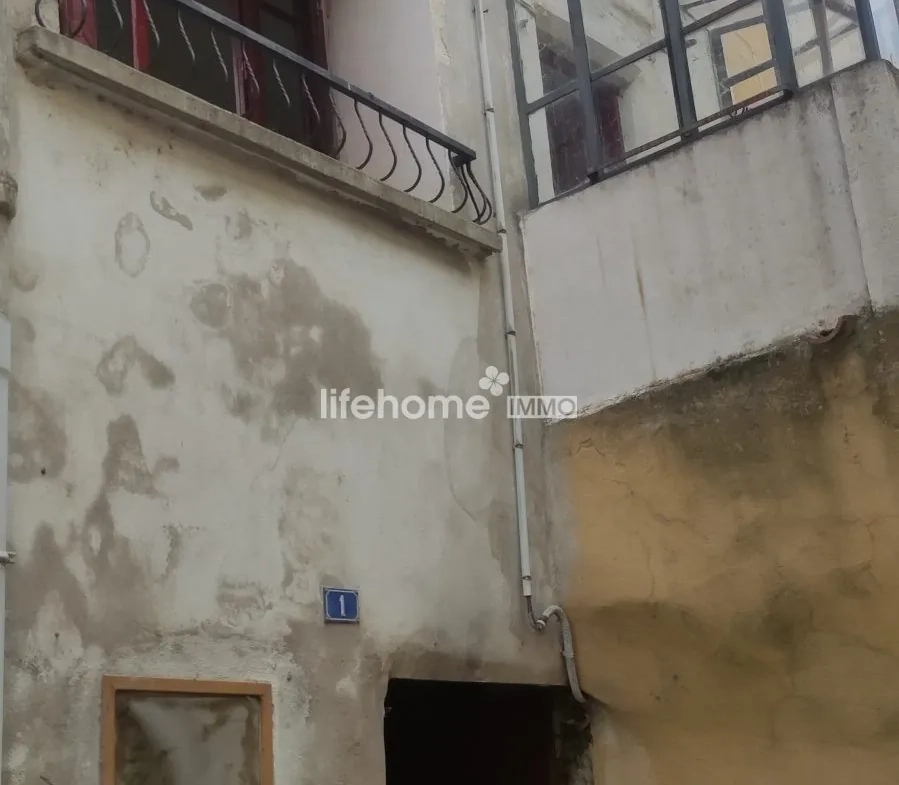 Maison à rénover T3 à Saint-Étienne-Estréchoux, proche Bédarieux 