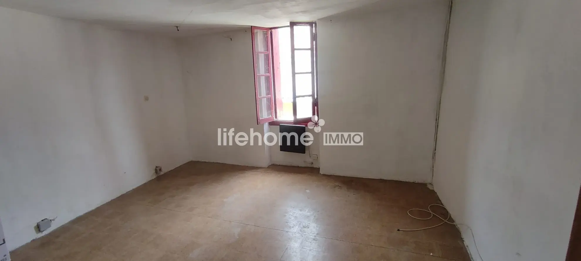 Maison à rénover T3 à Saint-Étienne-Estréchoux, proche Bédarieux 