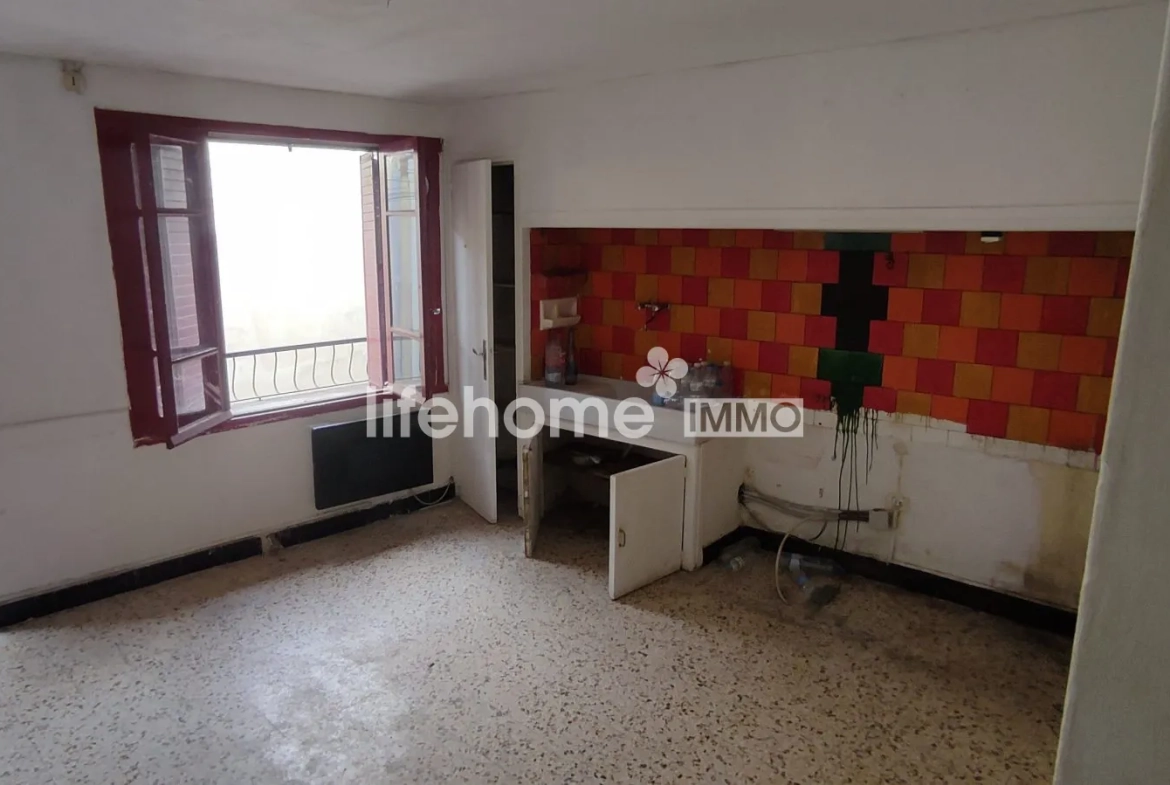 Maison à rénover T3 à Saint-Étienne-Estréchoux, proche Bédarieux 