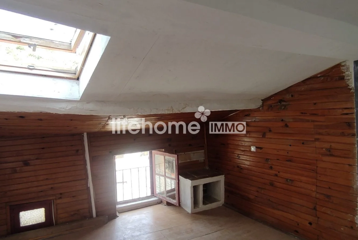 Maison à rénover T3 à Saint-Étienne-Estréchoux, proche Bédarieux 