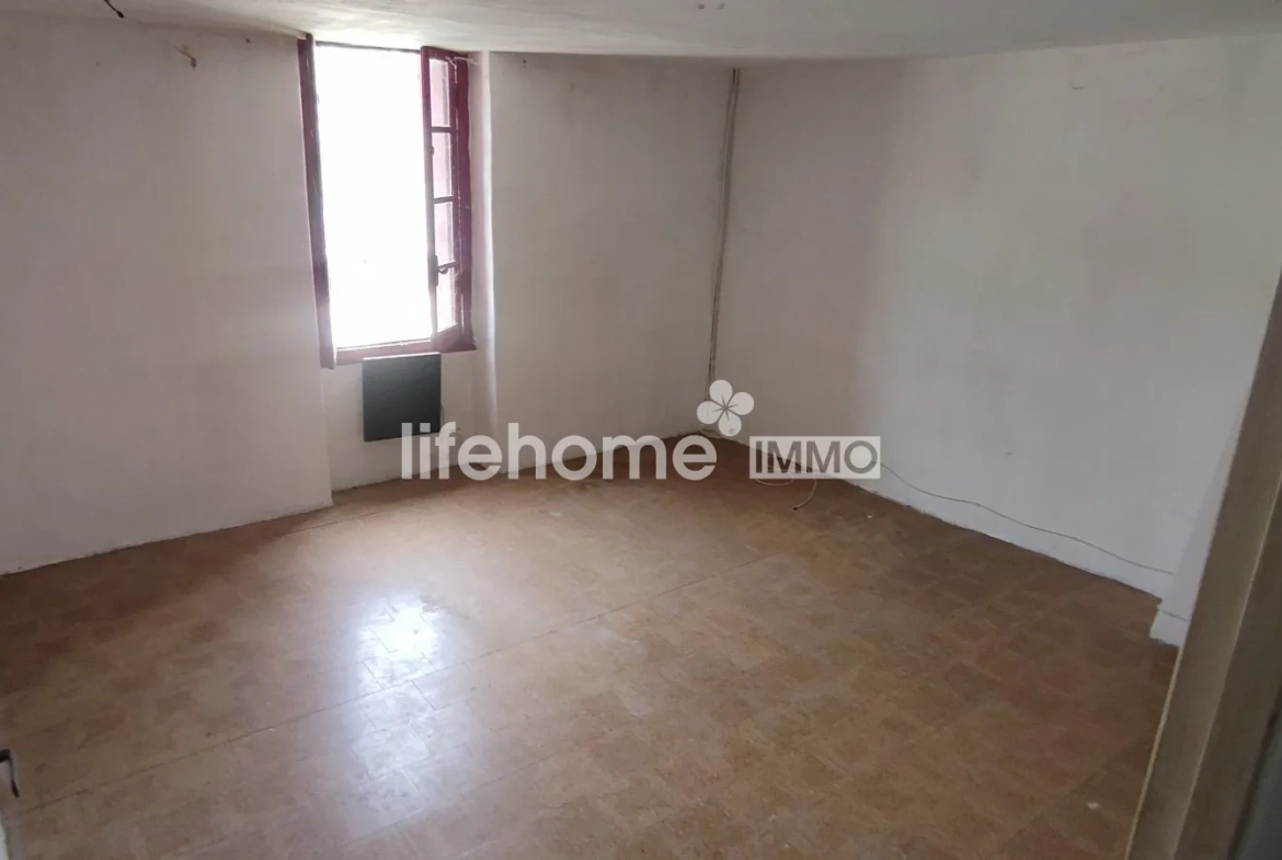 Maison à rénover T3 à Saint-Étienne-Estréchoux, proche Bédarieux 
