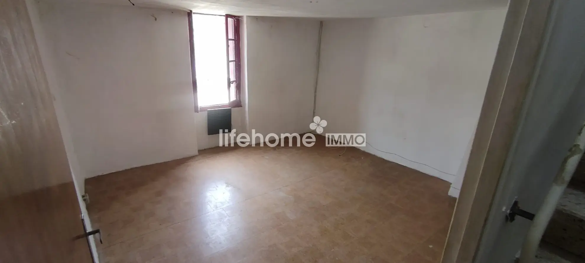 Maison à rénover T3 à Saint-Étienne-Estréchoux, proche Bédarieux 