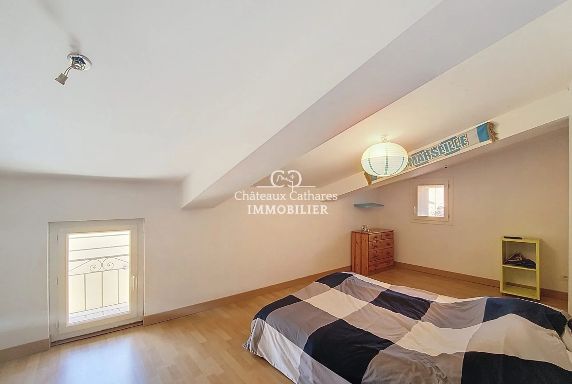 Maison ancienne à Maury avec grand garage – Charme et potentiel 