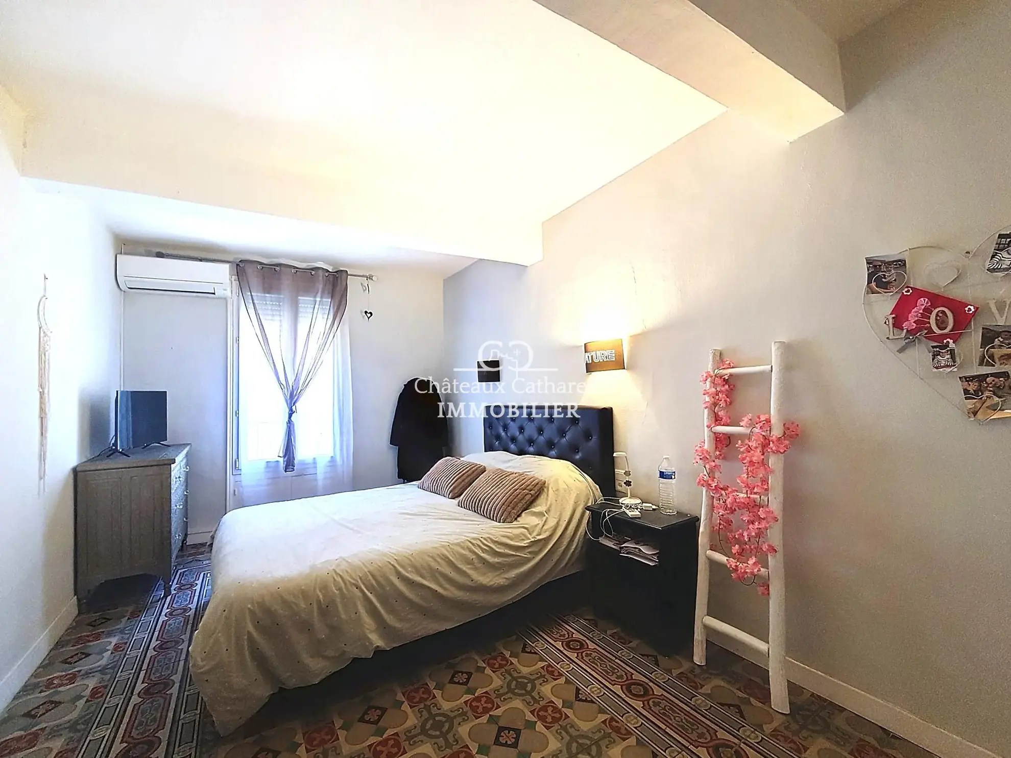 Maison ancienne à Maury avec grand garage – Charme et potentiel 