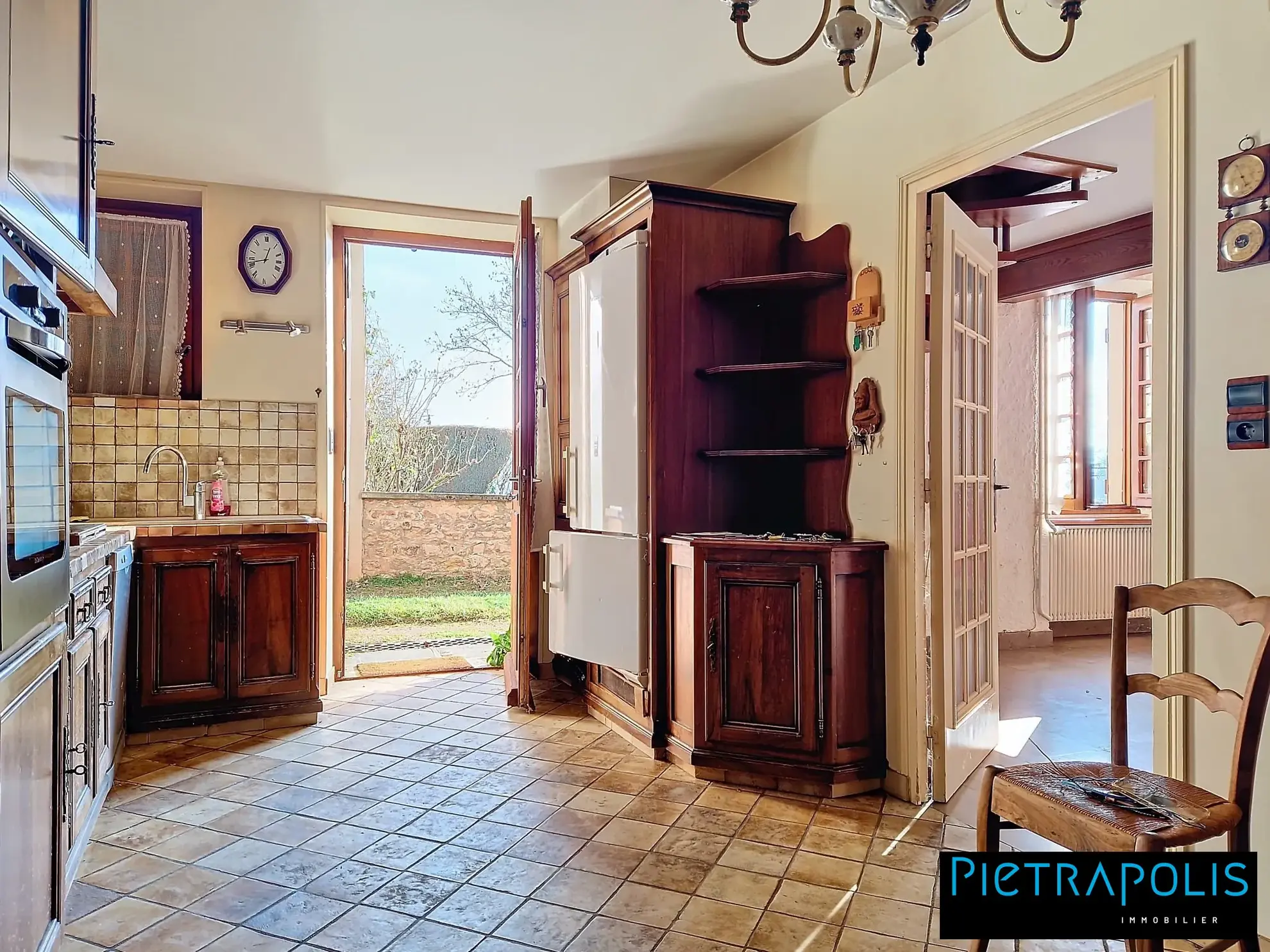 Charmante maison de village avec jardin et chambre indépendante à Gibles 