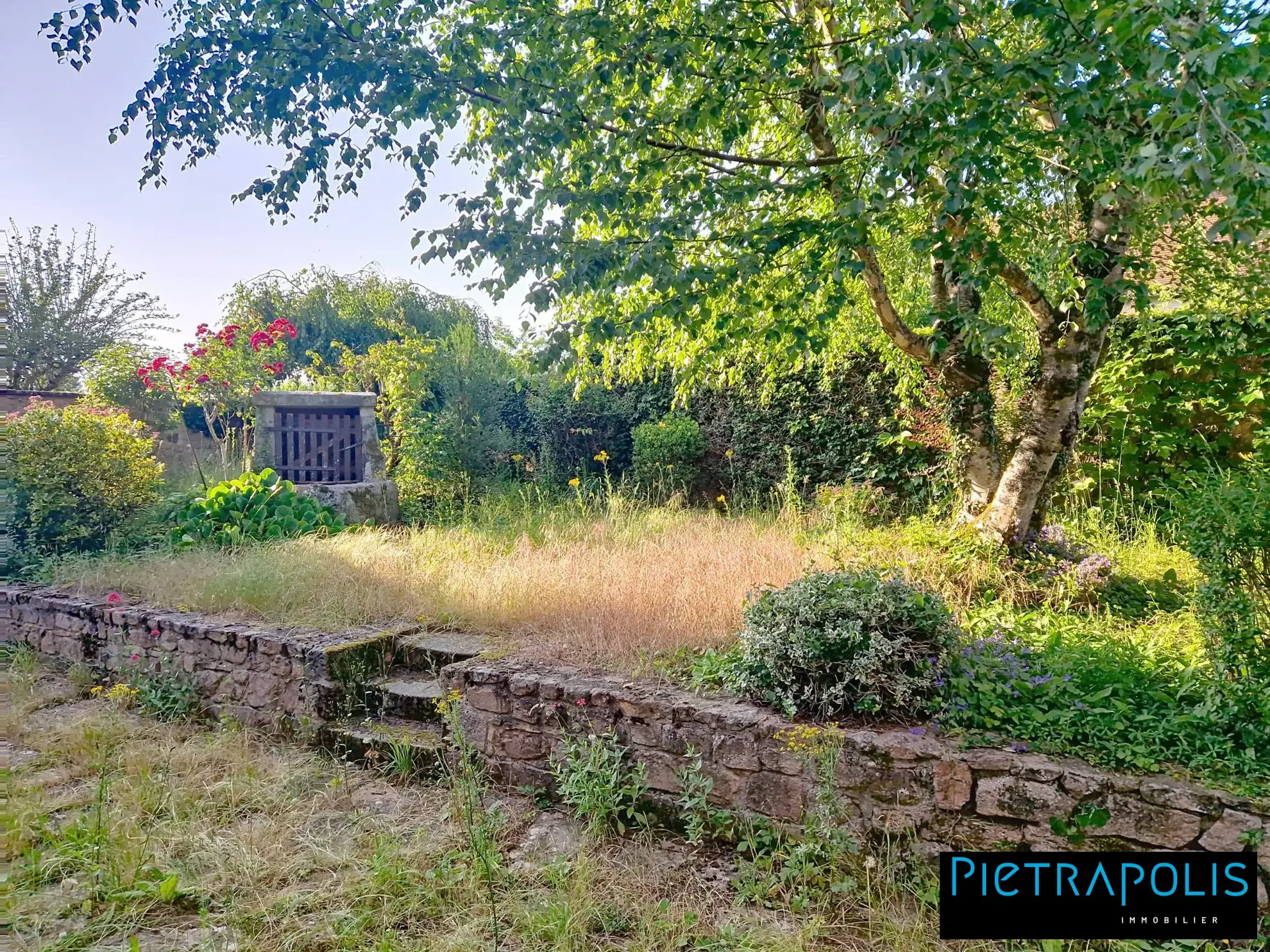 Charmante maison de village avec jardin et chambre indépendante à Gibles 
