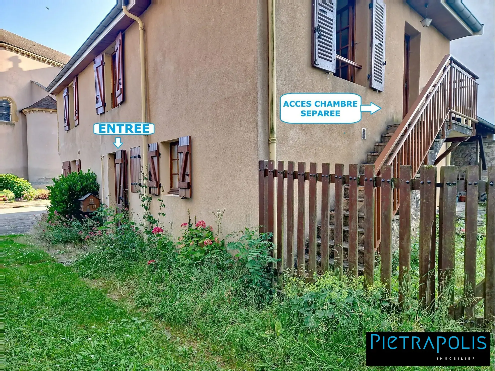 Charmante maison de village avec jardin et chambre indépendante à Gibles 