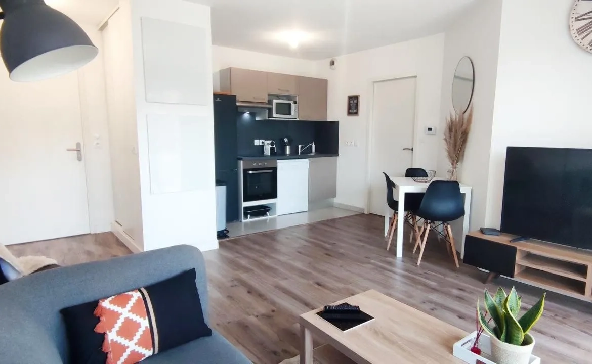 Appartement T2 de 42m² avec terrasse et parking à Mérignac 