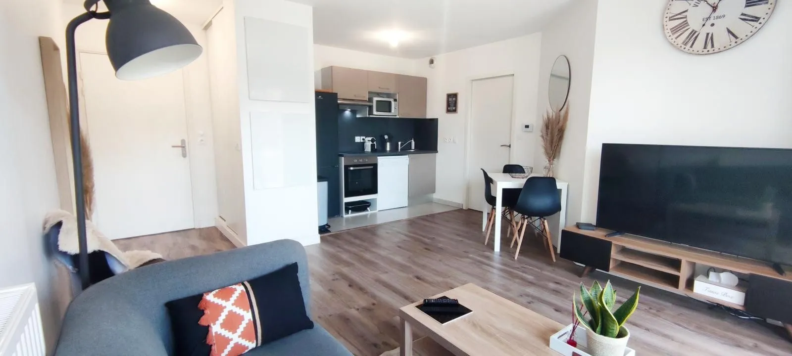 Appartement T2 de 42m² avec terrasse et parking à Mérignac 