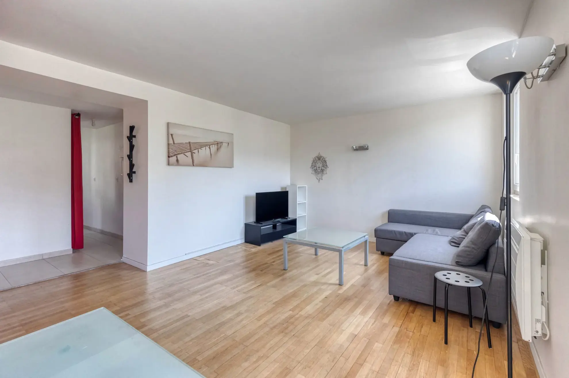 Appartement 3 chambres rénové à Grenoble avec parking et Balcons - Investissement idéal 
