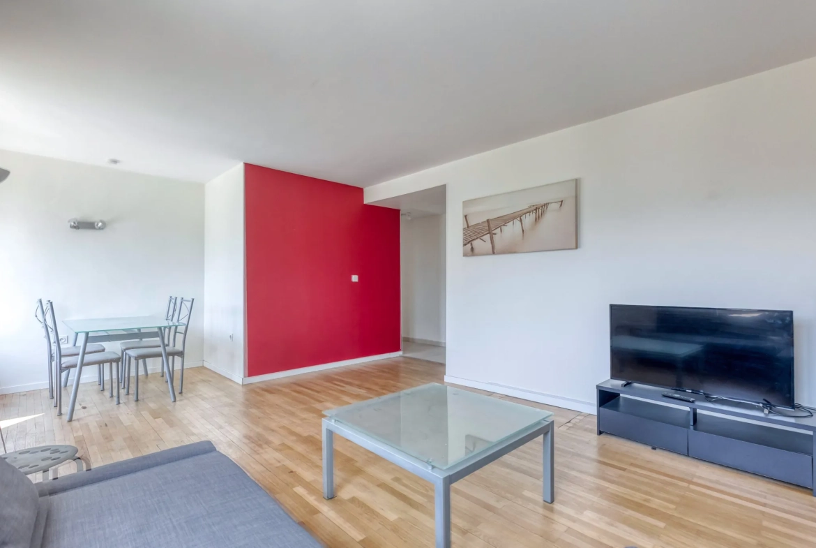 Appartement 3 chambres rénové à Grenoble avec parking et Balcons - Investissement idéal 