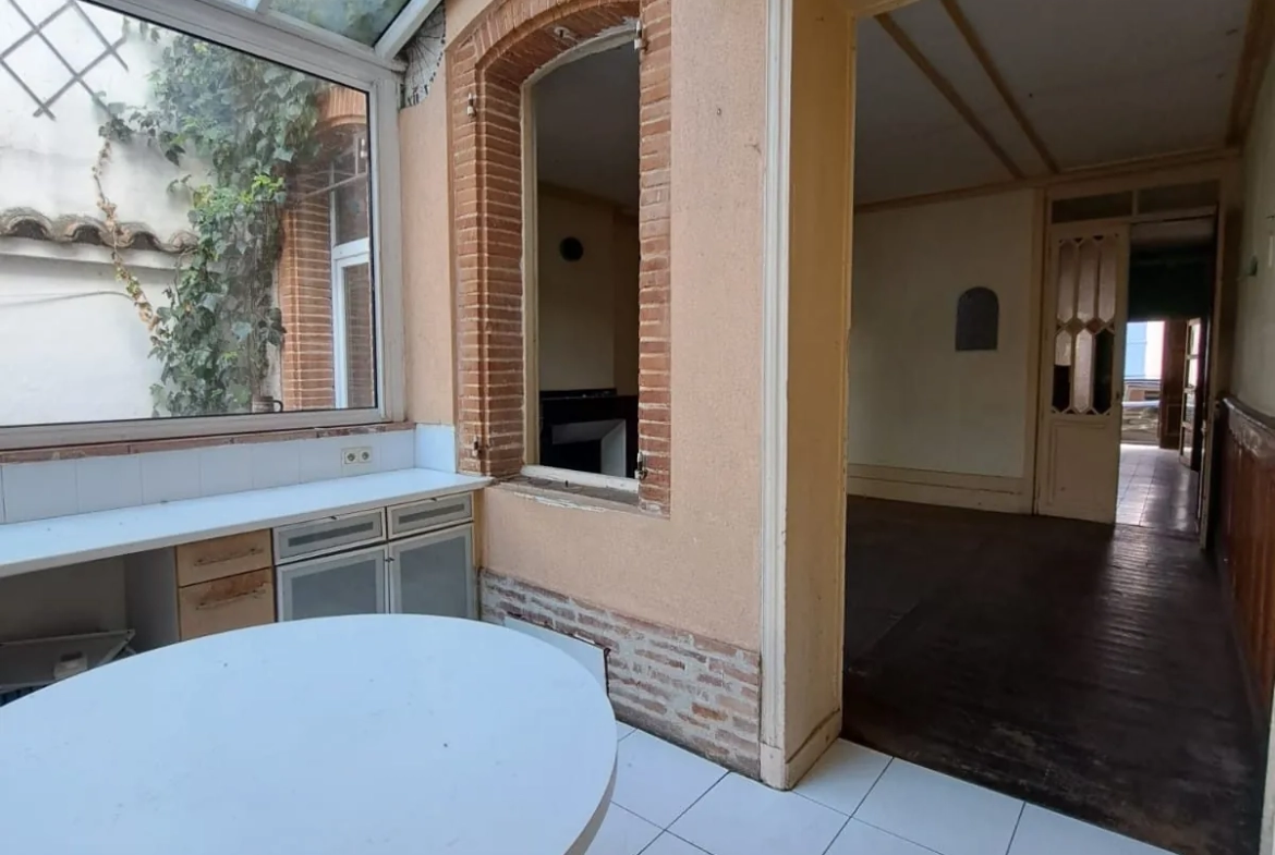 Immeuble de 185 m² en plein centre de Saint-Nicolas avec forte valeur patrimoniale 