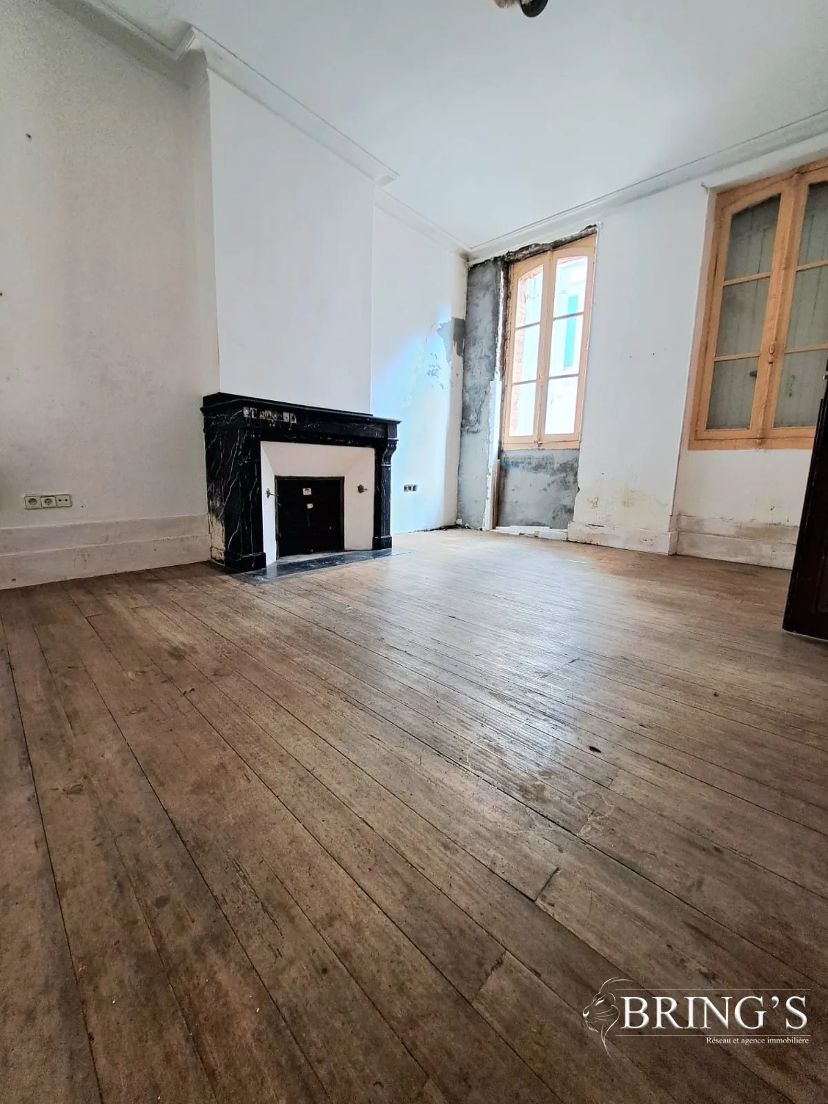 Immeuble de 185 m² en plein centre de Saint-Nicolas avec forte valeur patrimoniale 