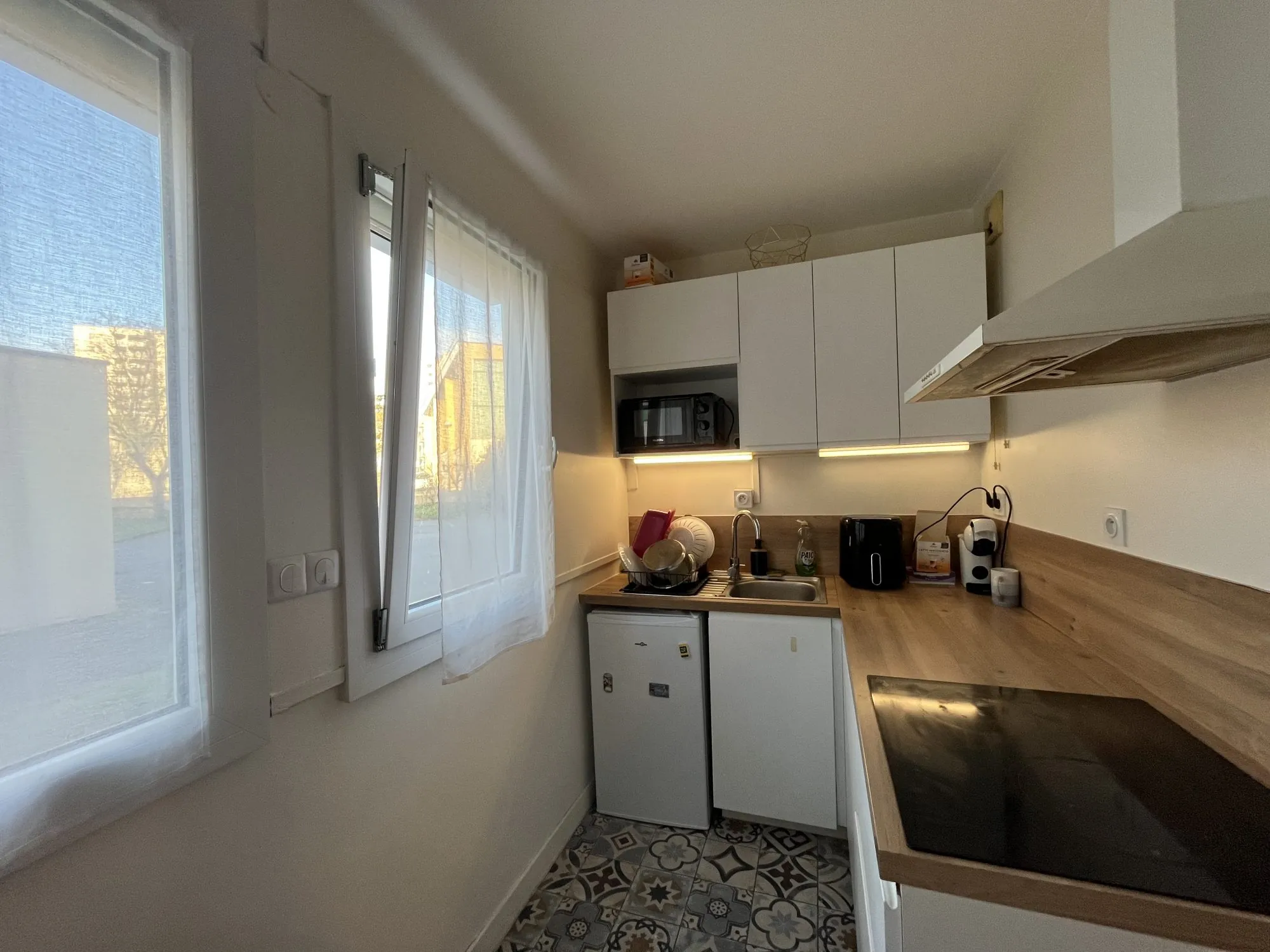 Studio meublé lumineux à vendre à Cholet pour investissement locatif 