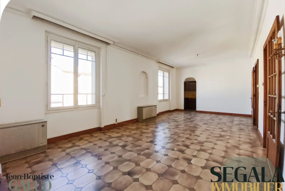 Maison avec appartement indépendant à vendre à Blaye les Mines 