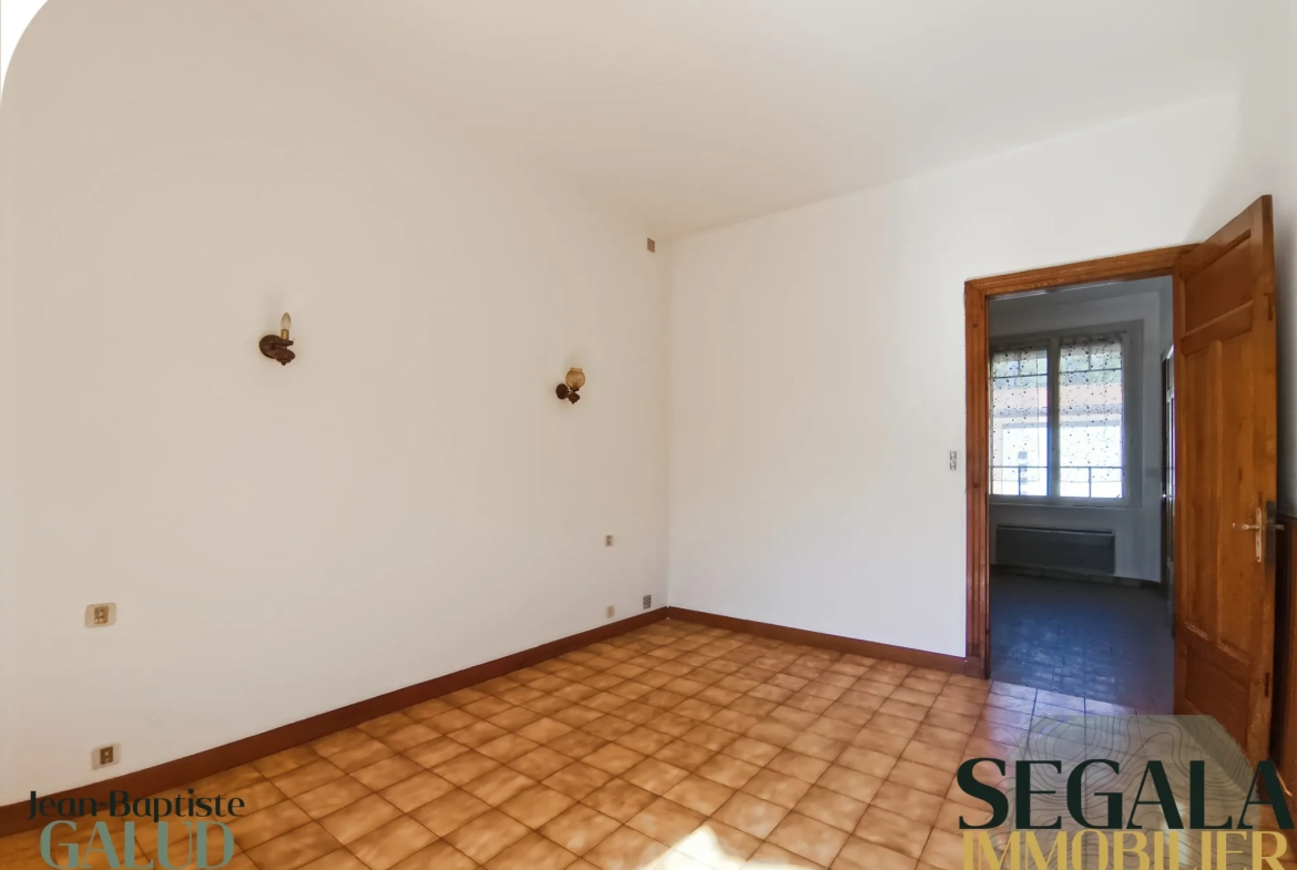 Maison avec appartement indépendant à vendre à Blaye les Mines 
