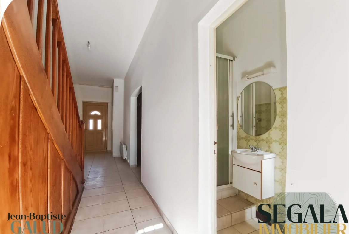 Maison avec appartement indépendant à vendre à Blaye les Mines 