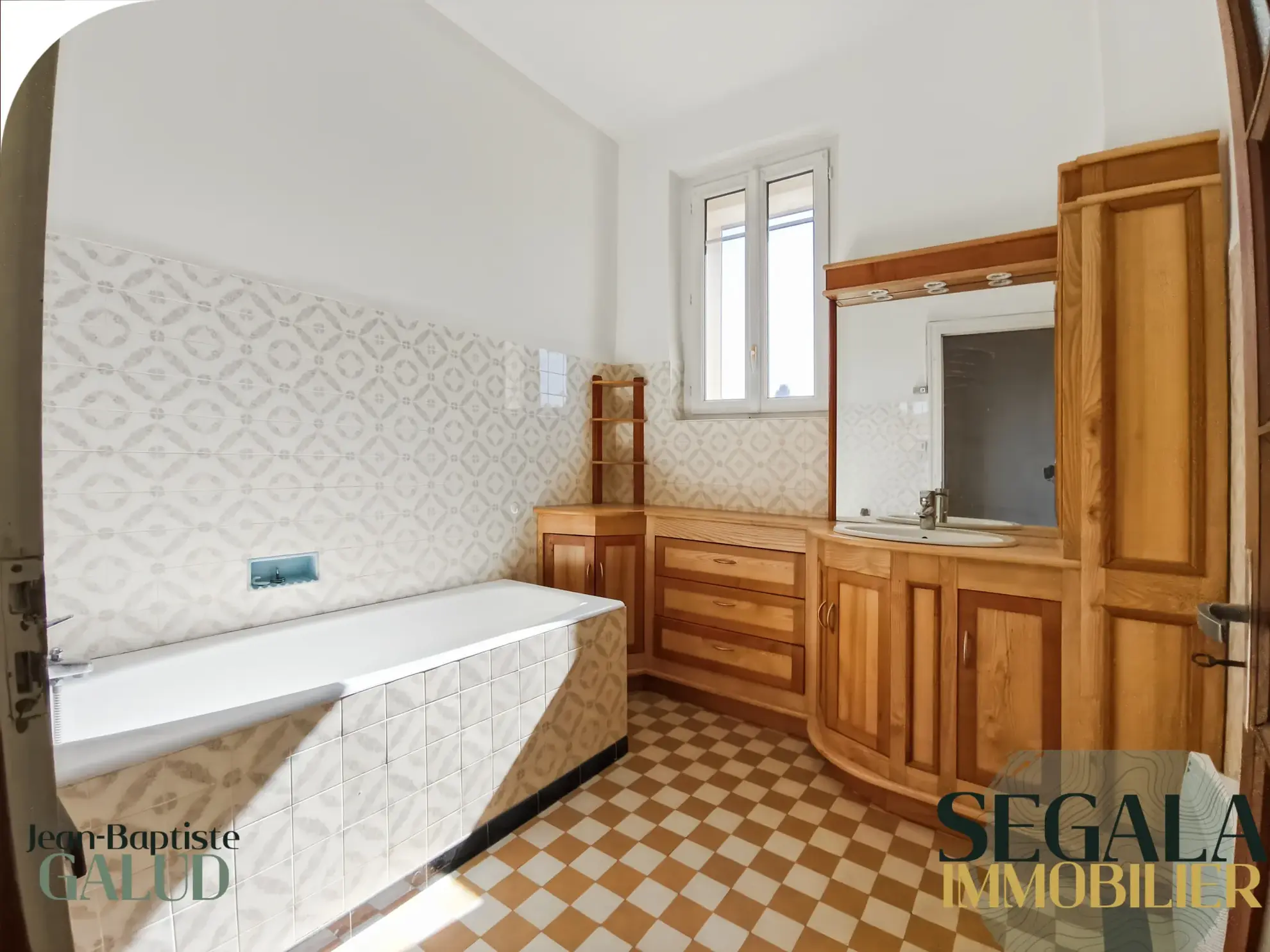 Maison avec appartement indépendant à vendre à Blaye les Mines 