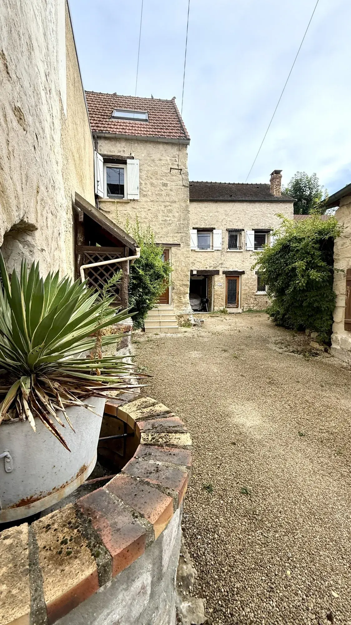 Appartement à vendre à Mezy-sur-Seine avec mezzanines et espace extérieur 