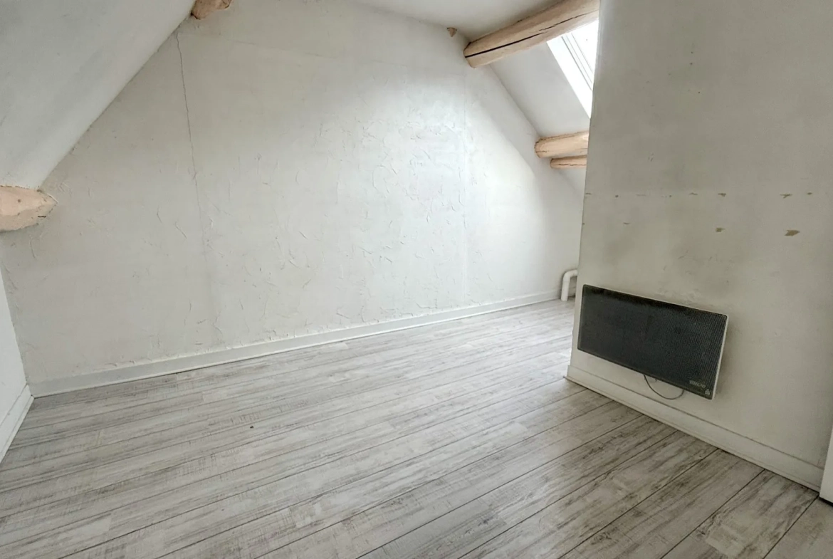 Appartement à vendre à Mezy-sur-Seine avec mezzanines et espace extérieur 