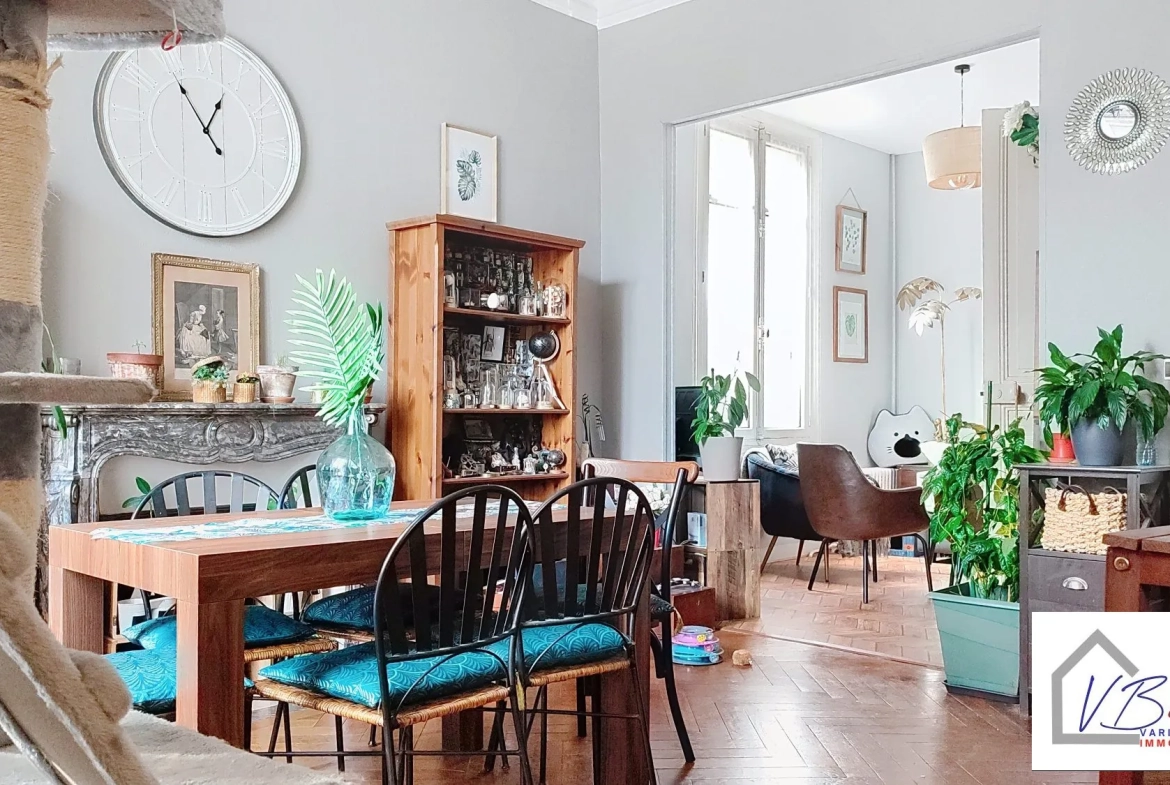 Appartement à Bolbec de style Haussmannien avec parking et cave 