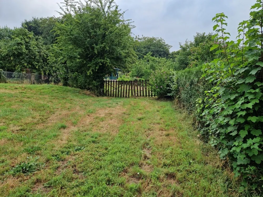 Maison de plain pied à Mortagne au Perche avec terrain de 2780 m² 