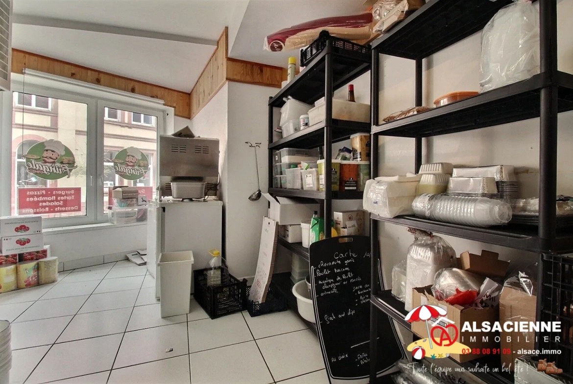Fonds de commerce restaurant à vendre à Barr - Emplacement central et terrasse possible 