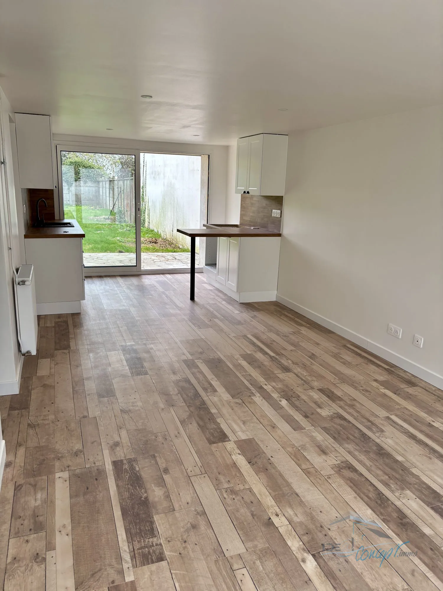 Appartement F3 rénové avec jardin privé à Lardy en vente 